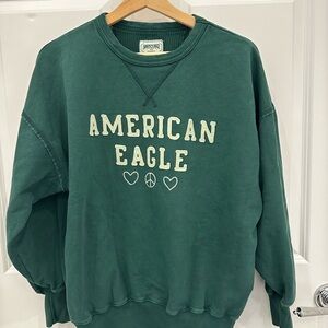 American Eagle Green Graphic Crewneck Sweatshirt